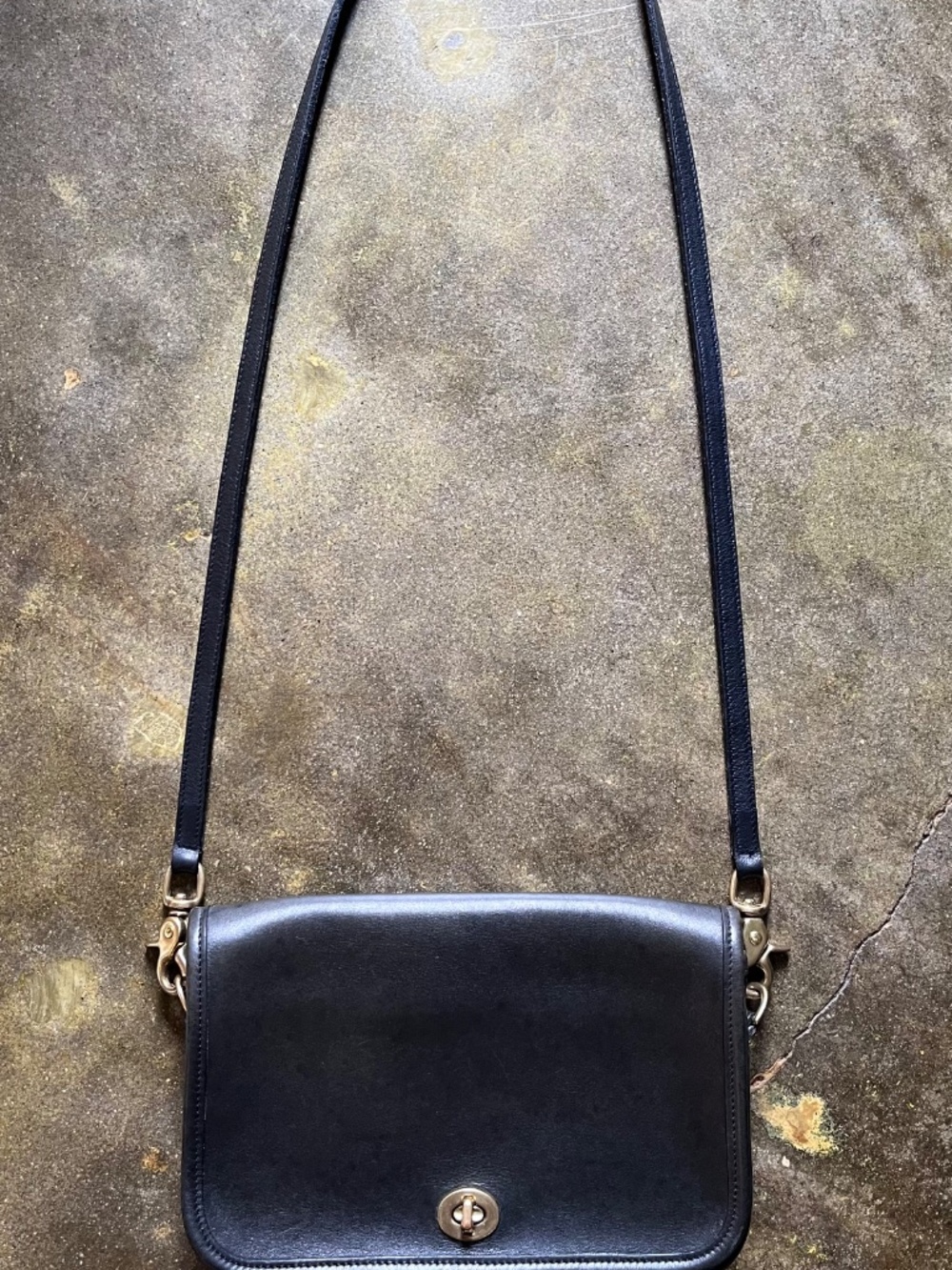 Vintage Classic Coach No. 9755 Pocket Purse Clutch/Pouch 1990s Black Crossbody - Picture 8 of 11